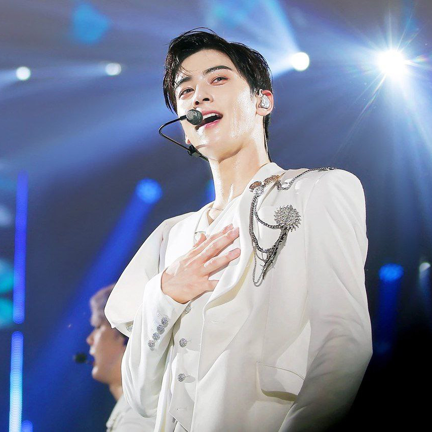 Latest photo of Eunwoo (ASTRO)