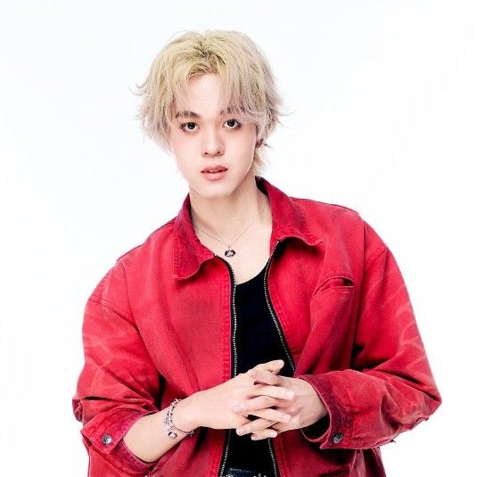 Behind-the-scenes cut of THI-O (NexT1DE)