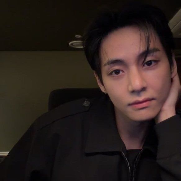 뷔 (방탄소년단) 팬이 찍은 순간