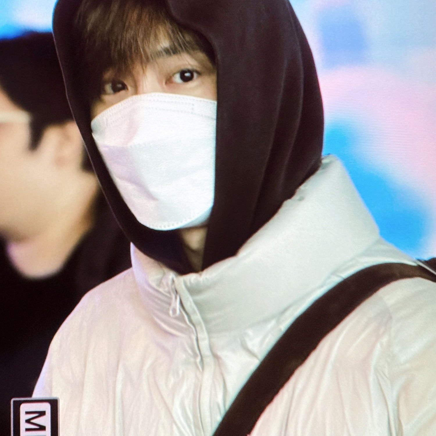 EXO의 비하인드 컷