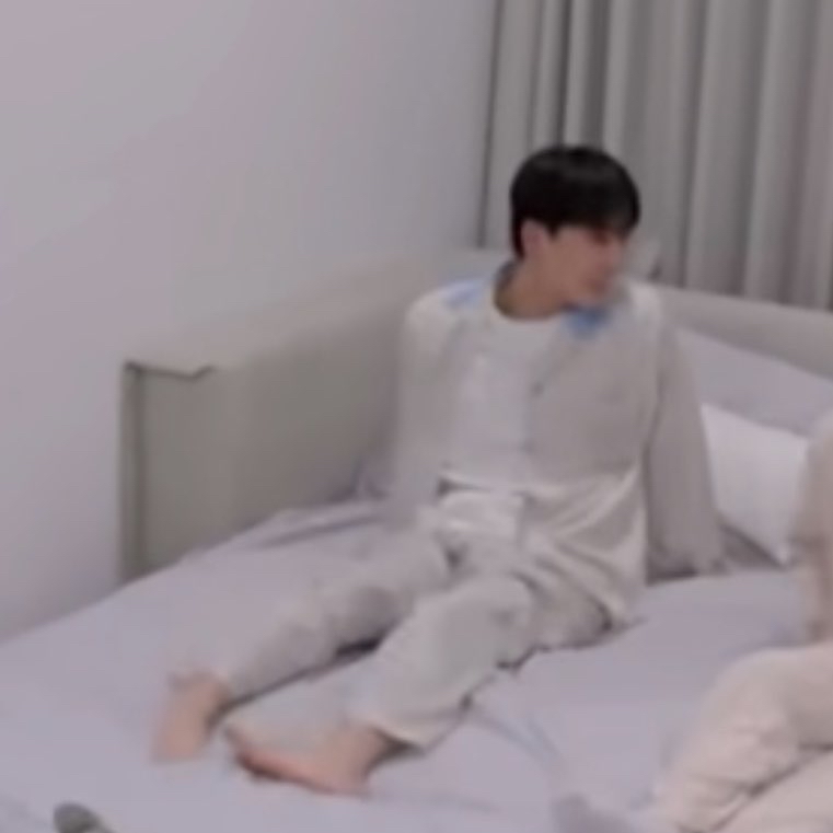 Behind-the-scenes cut of Jungwon (ENHYPEN)