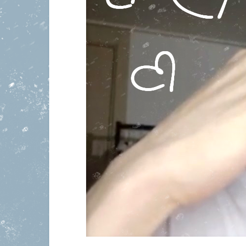 A moment captured by Kim Gyuvin (ZEROBASEONE)'s fan