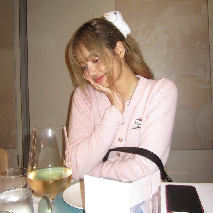 리사 (BLACKPINK) 최근 활동샷