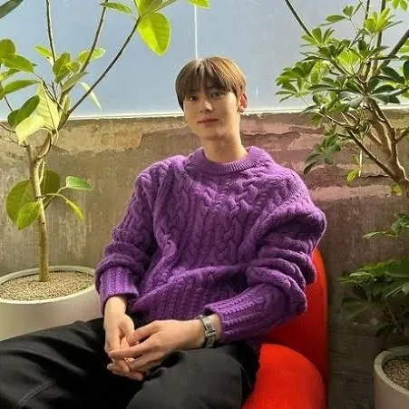 Behind-the-scenes cut of Hwang Minhyun