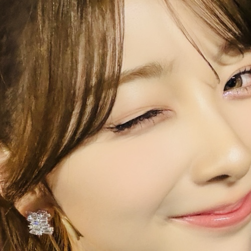 Miihi (NiziU)的幕後花絮