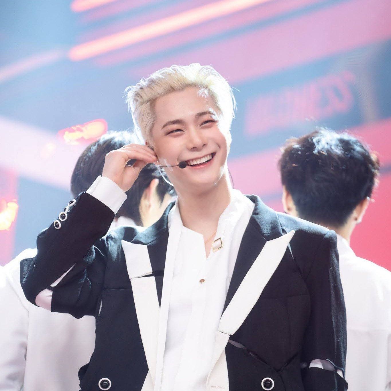 Latest photo of Moonbin (ASTRO)