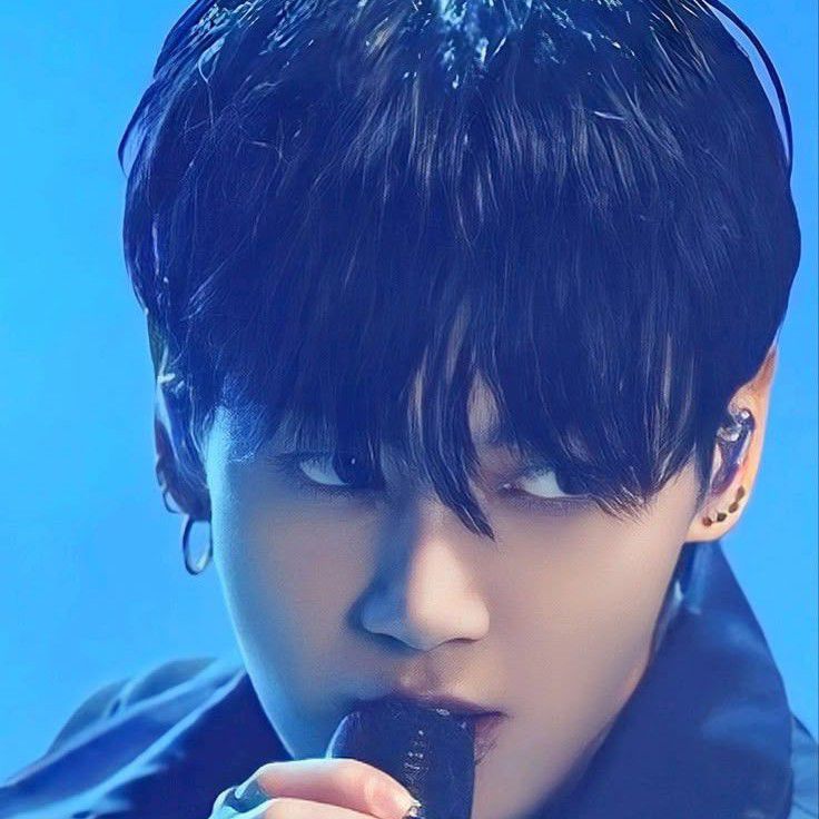 Momen yang diabadikan oleh penggemar Jungkook (BTS)