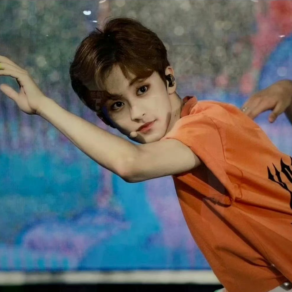 Latest photo of Mark (NCT 127, NCT DREAM)