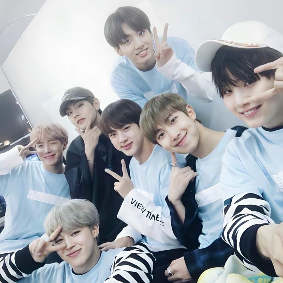 Behind-the-scenes cut of BTS