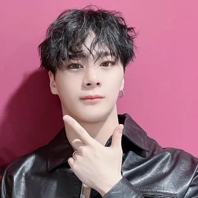Latest photo of Moonbin (ASTRO)