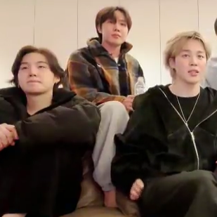 슈가 (방탄소년단)의 비하인드 컷