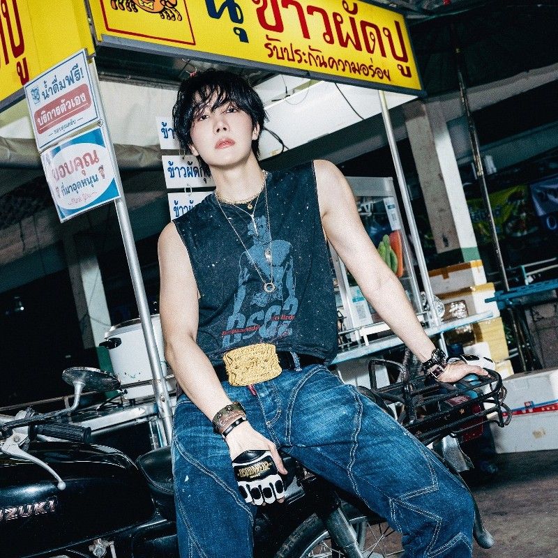 제이홉 (방탄소년단)의 최신 사진