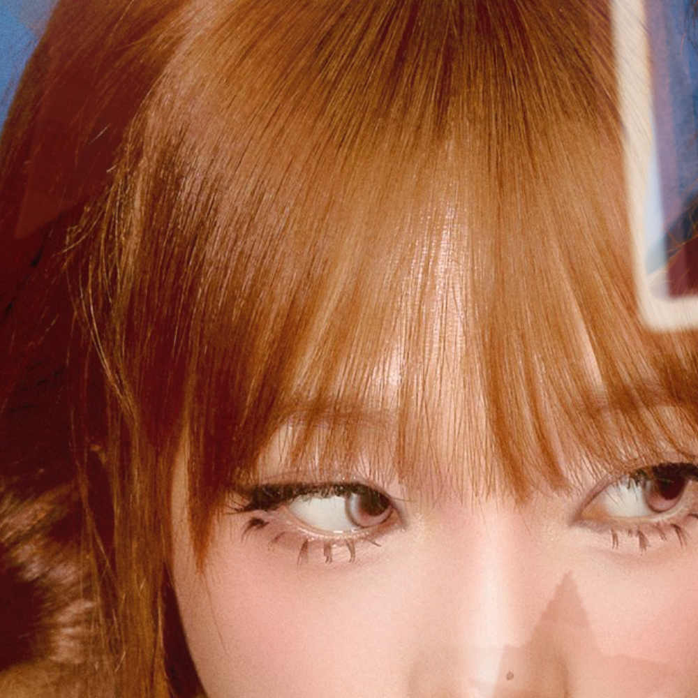 Behind-the-scenes cut of Choi Yena