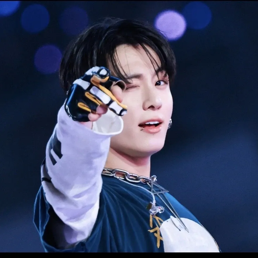 Latest photo of Jungkook (BTS)