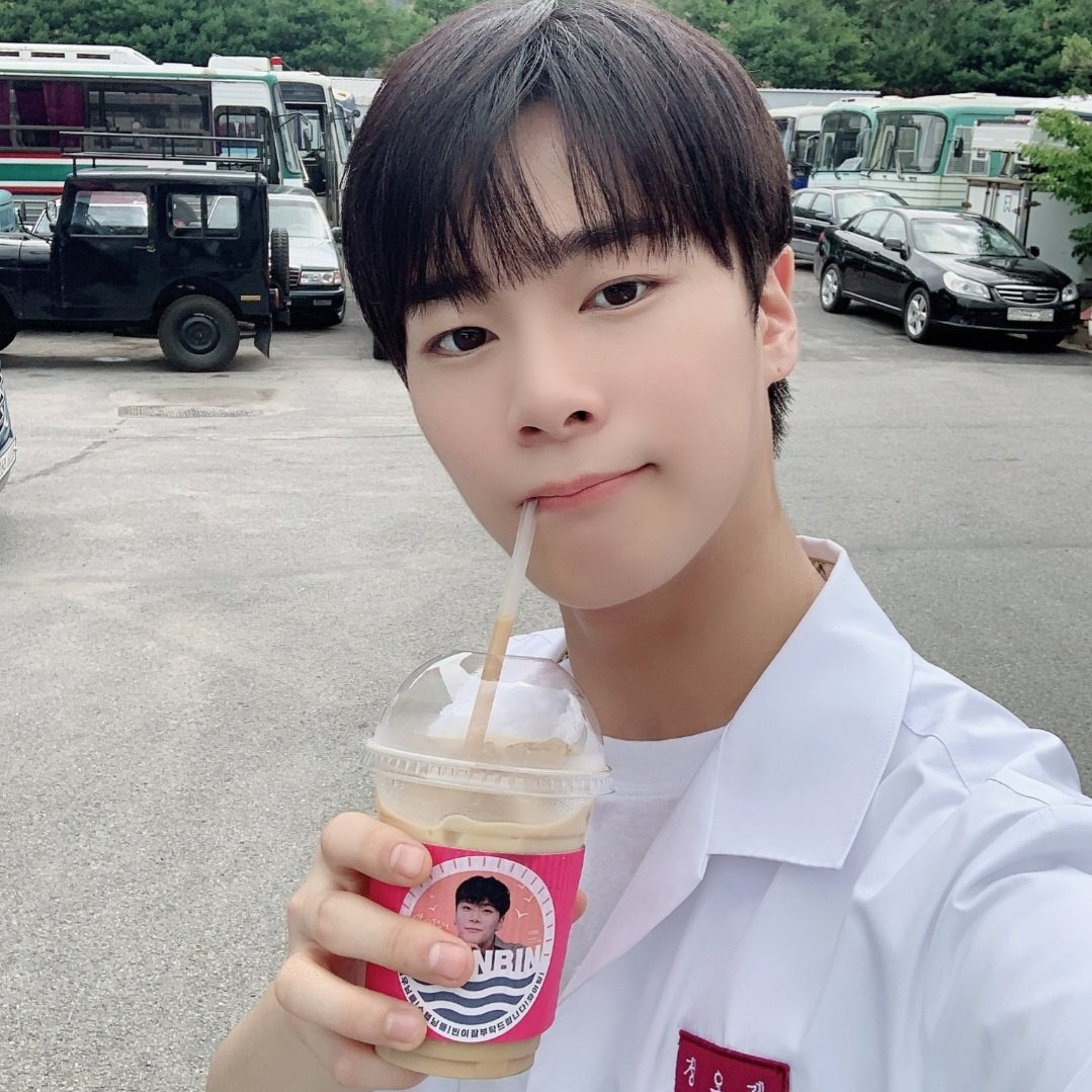 A moment captured by Moonbin (ASTRO)'s fan