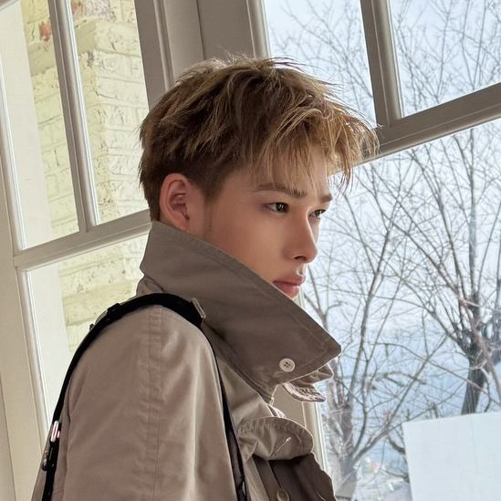 ニキ (ENHYPEN)の舞台裏ショット