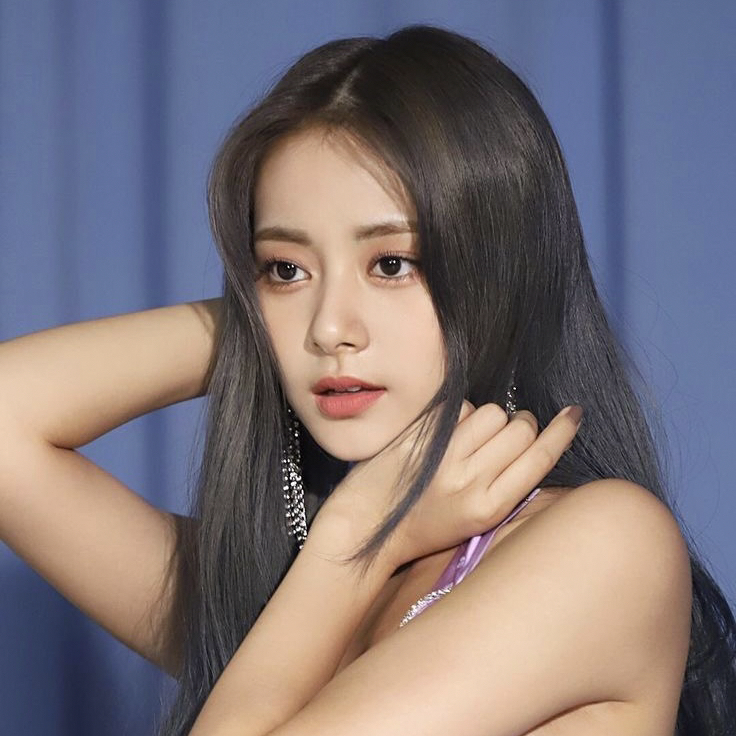 Latest photo of TWICE