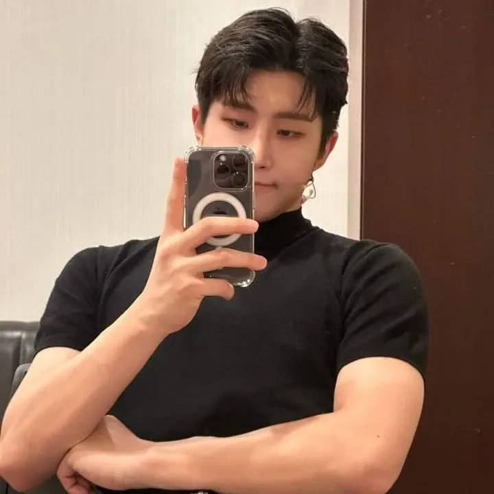 Recent activity shot of Jinjin (ASTRO)