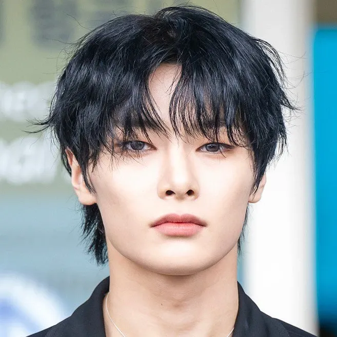 Behind-the-scenes cut of Stray Kids