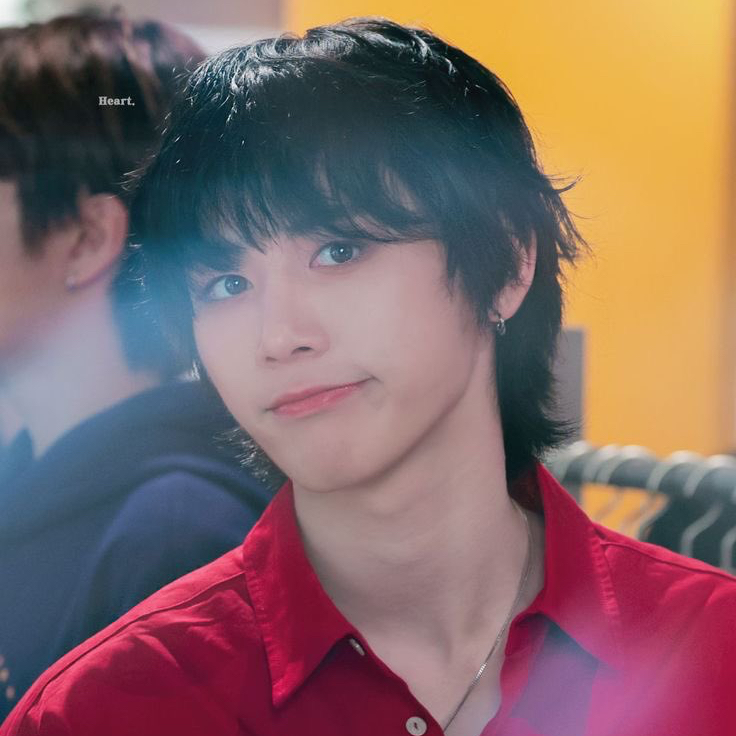 Behind-the-scenes cut of Taesan (BOYNEXTDOOR)