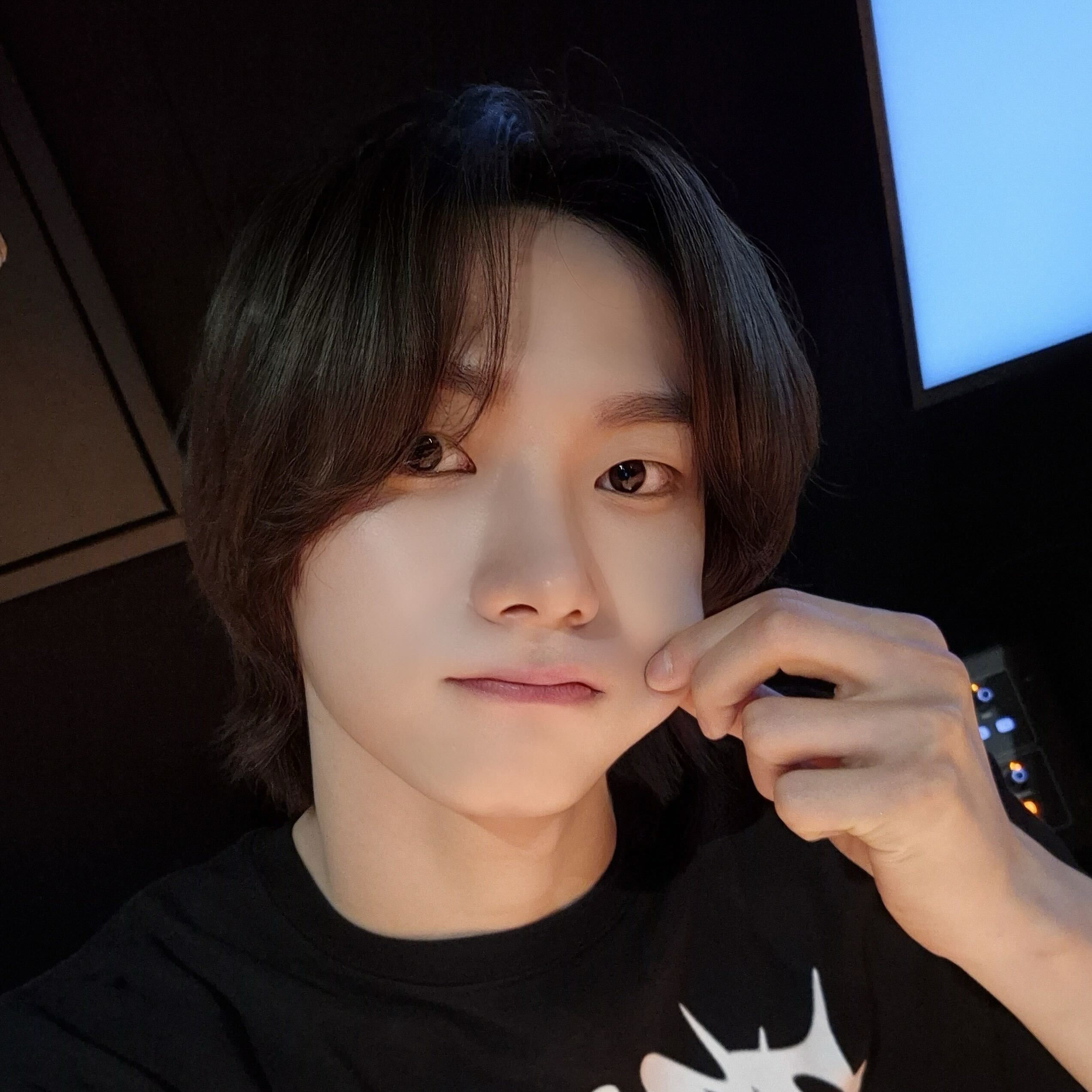 Recent activity shot of Sungho (BOYNEXTDOOR)