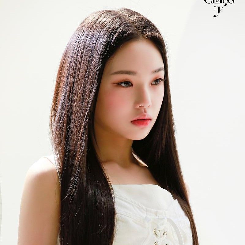 Behind-the-scenes cut of Park Boeun (CLASS:y)