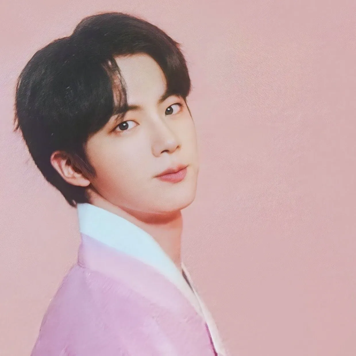 Behind-the-scenes cut of Jin (BTS)