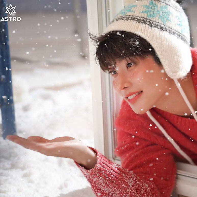 Behind-the-scenes cut of MJ (ASTRO)