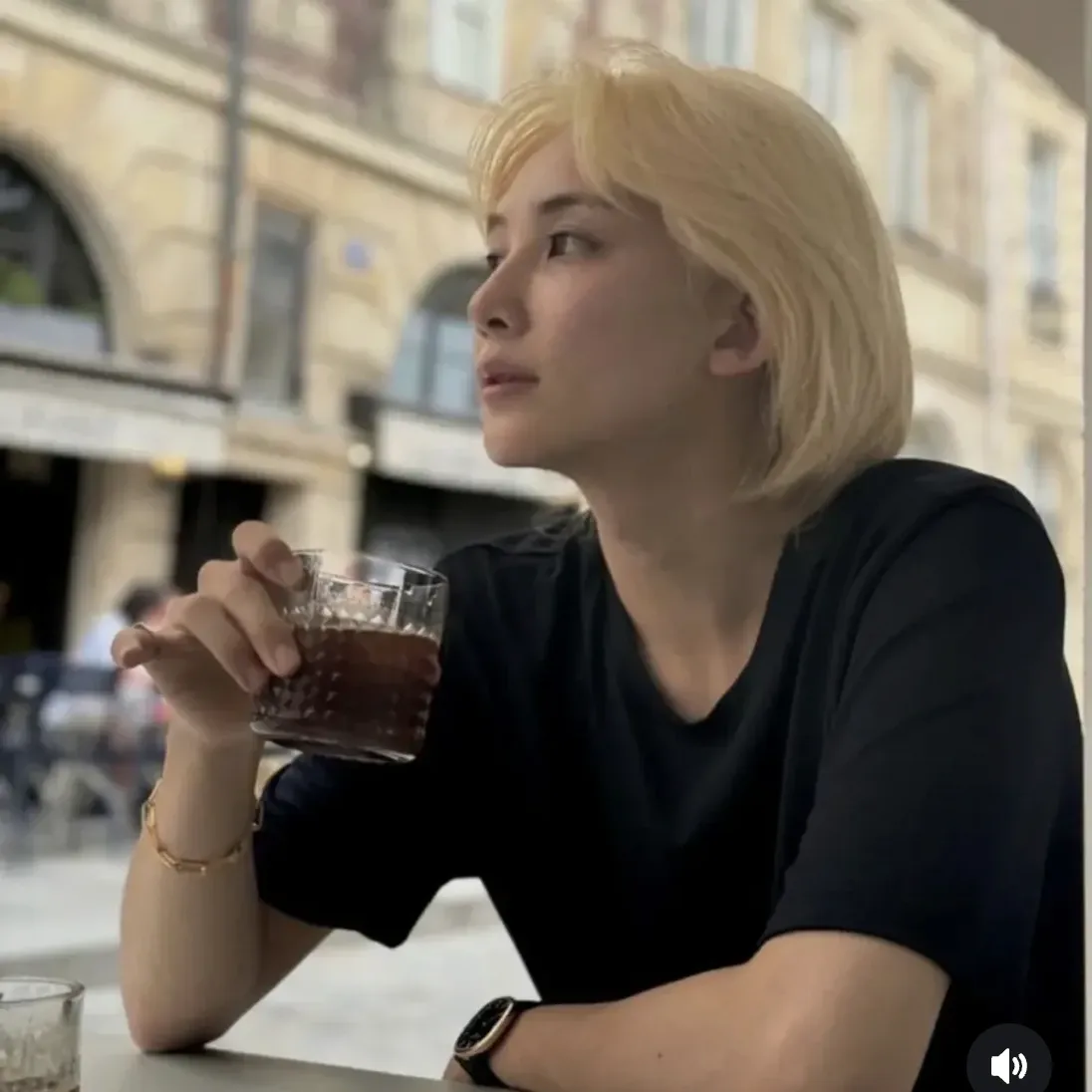 Latest photo of Jeonghan (SEVENTEEN)