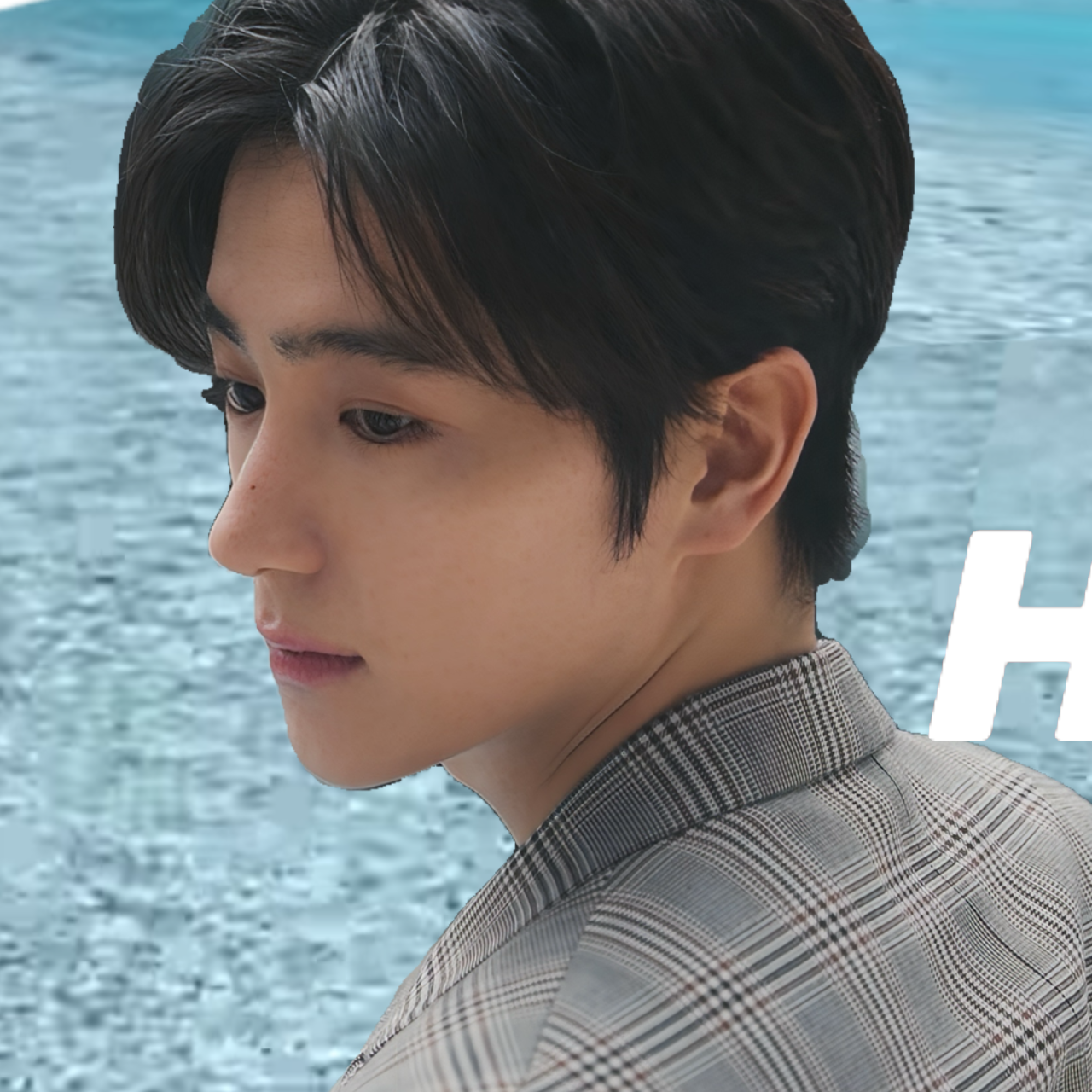 Latest photo of Hyunjae (THE BOYZ)