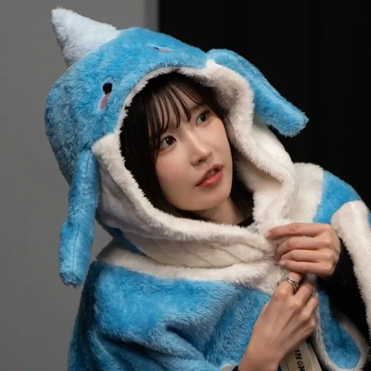 宋河英 (fromis_9)的最新活動照片