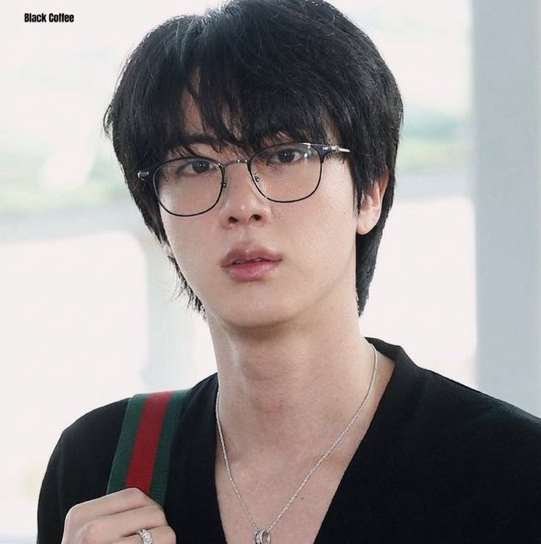 Foto terbaru Jin (BTS)