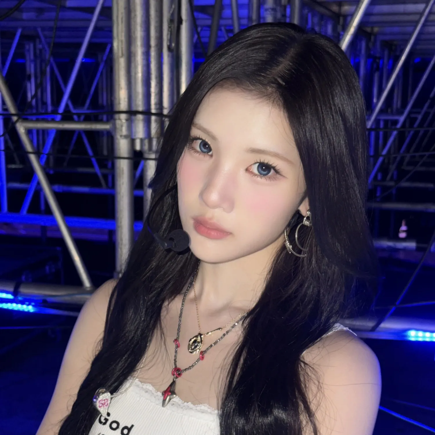 A moment captured by Juun (Hearts2Hearts)'s fan