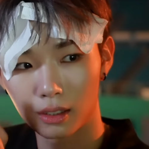 Behind-the-scenes cut of Wonjun (WHIB)