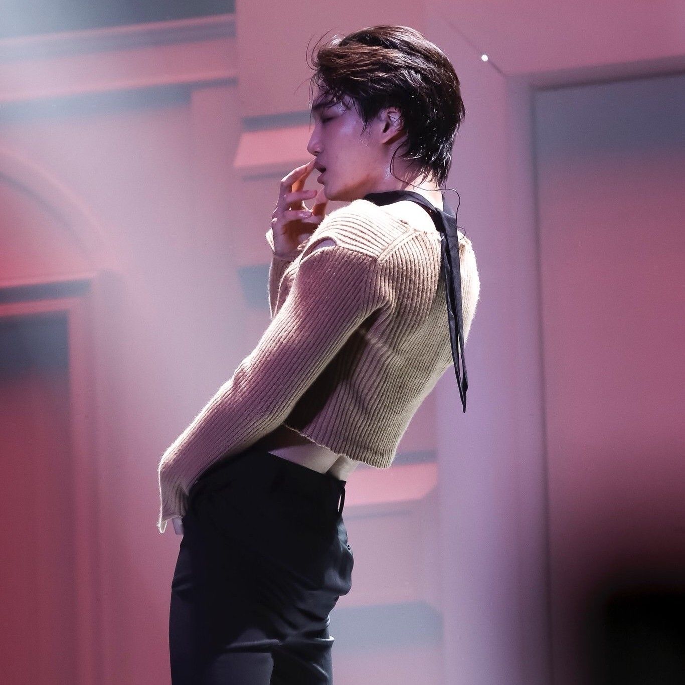 Momen yang diabadikan oleh penggemar Kai (EXO)