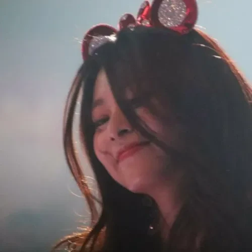 今日の最愛ドルで輝くツウィ (TWICE)の代表写真