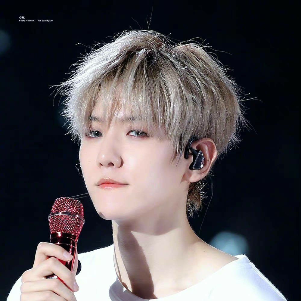 Momen yang diabadikan oleh penggemar Baekhyun (EXO)