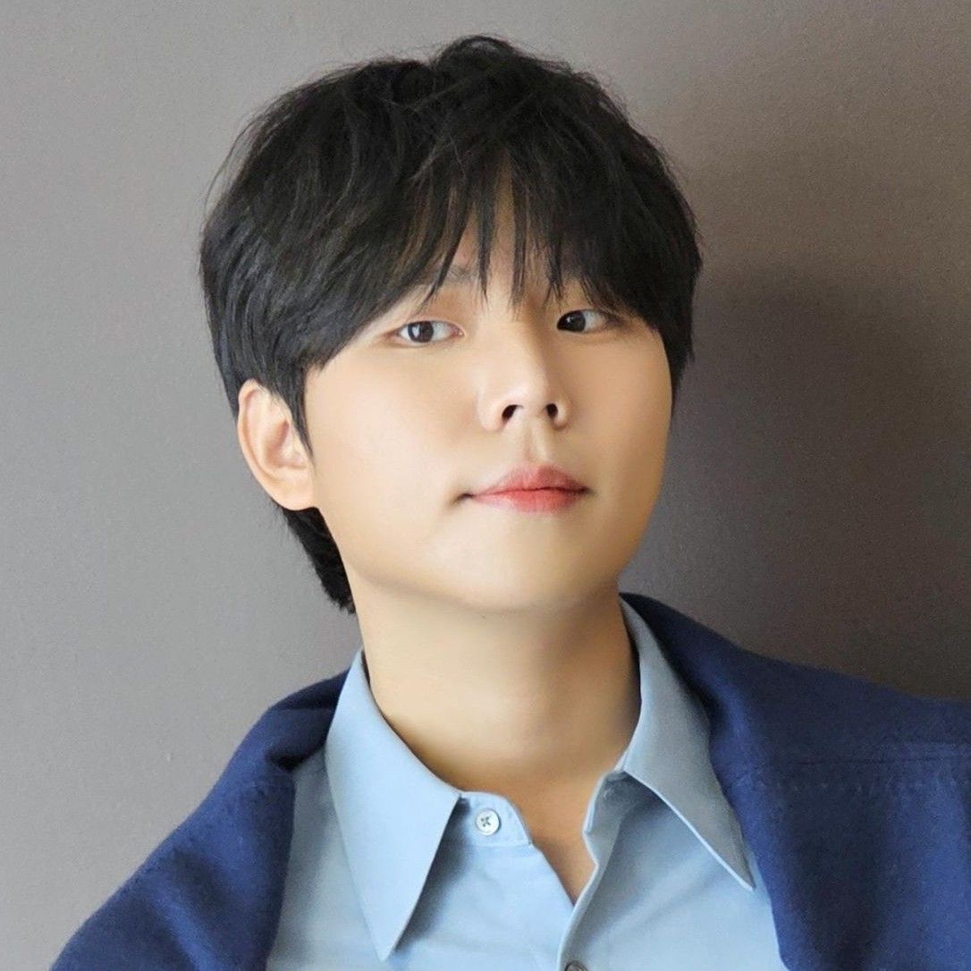 Recent activity shot of Jung Seunghwan