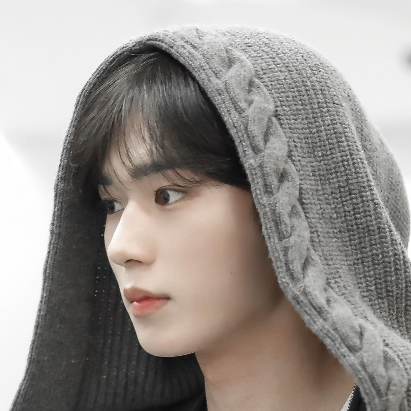 Behind-the-scenes cut of Kim Junseo (ALPHA DRIVE ONE)