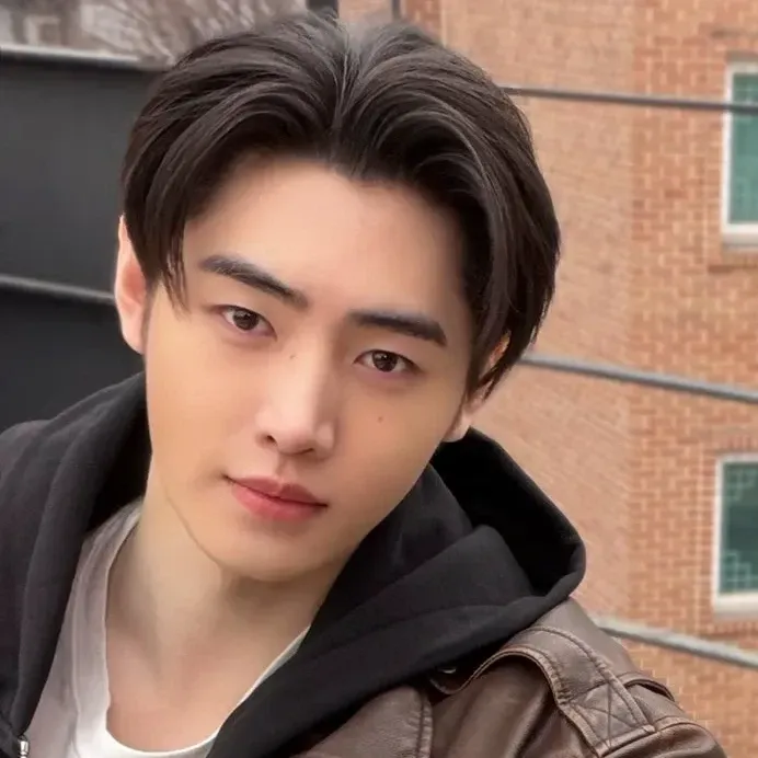 ソンフン (ENHYPEN)の最近の活動写真