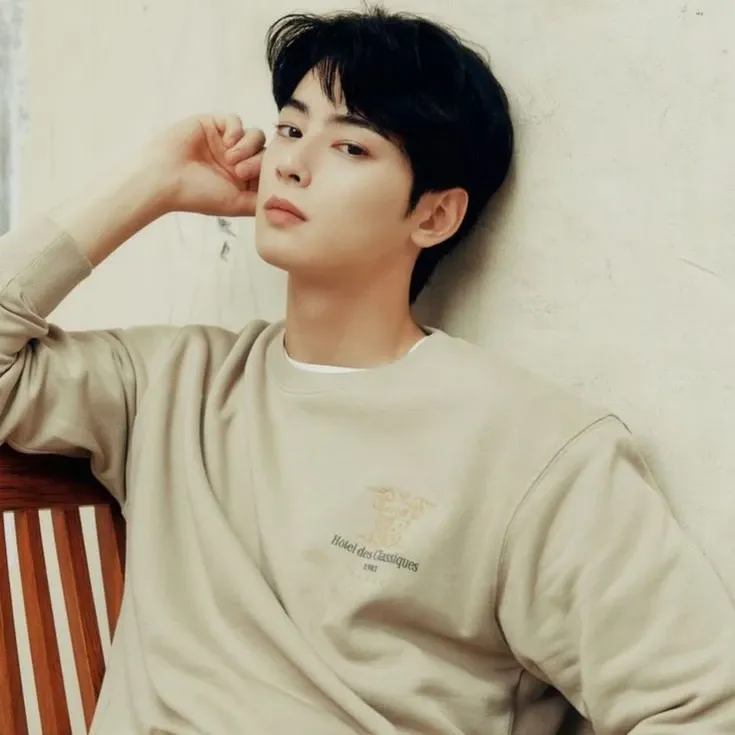 Latest photo of Eunwoo (ASTRO)