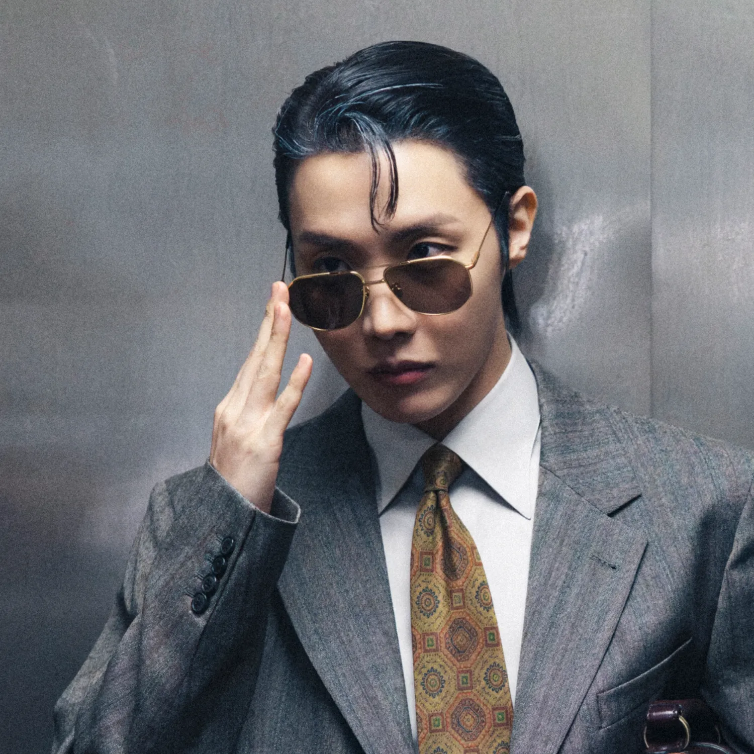 Foto terbaru j-hope (BTS)