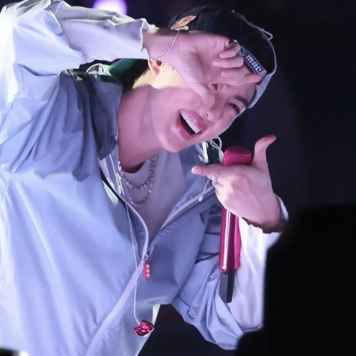 Posting K-POP populer yang disukai penggemar