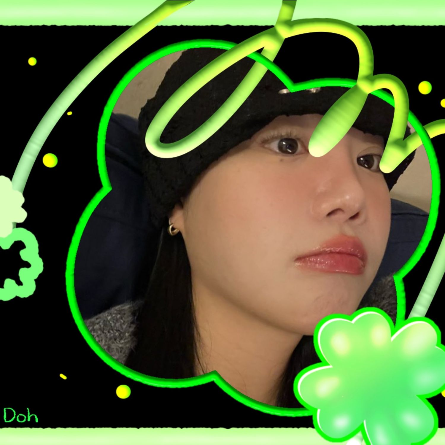 Behind-the-scenes cut of Soojin