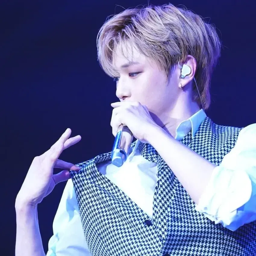 Foto aktivitas terbaru Kang Daniel