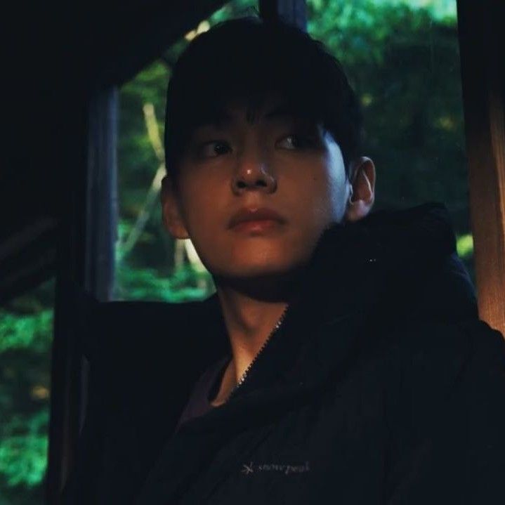 Recent activity shot of V (BTS)