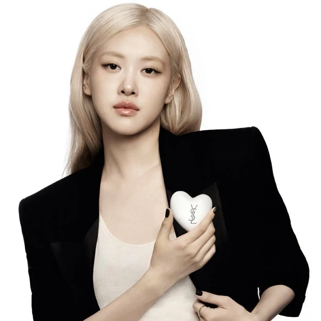 로제 (BLACKPINK)의 비하인드 컷