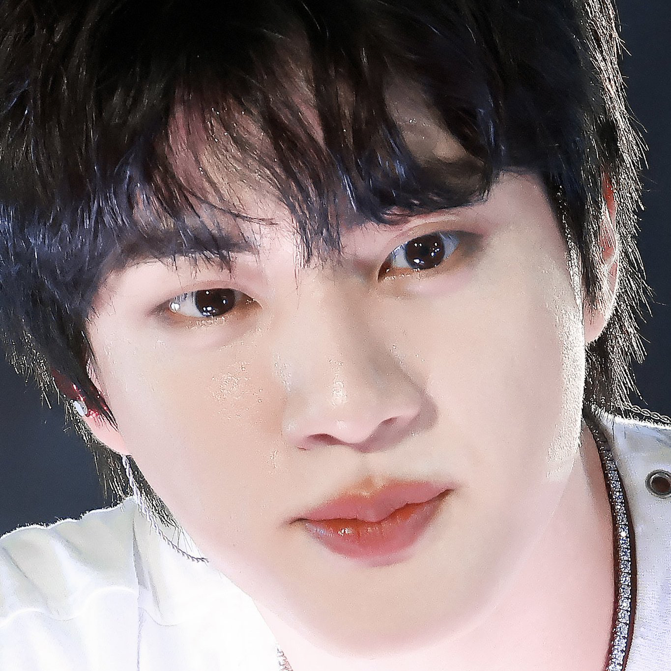 Foto aktivitas terbaru Jin (BTS)