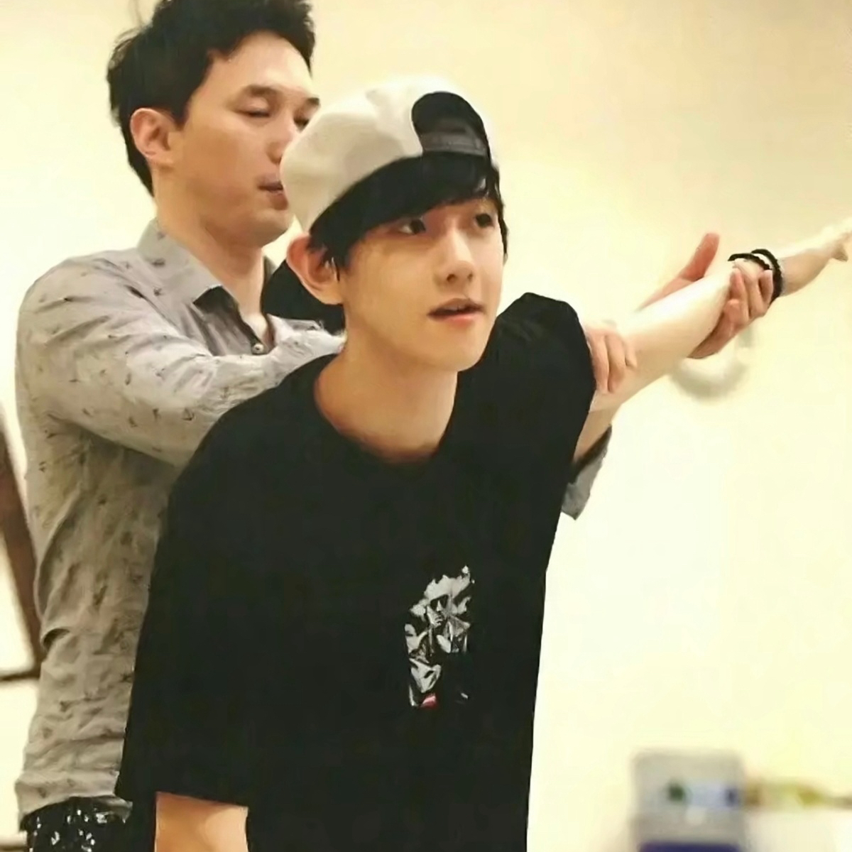 Behind-the-scenes cut of Baekhyun (EXO)