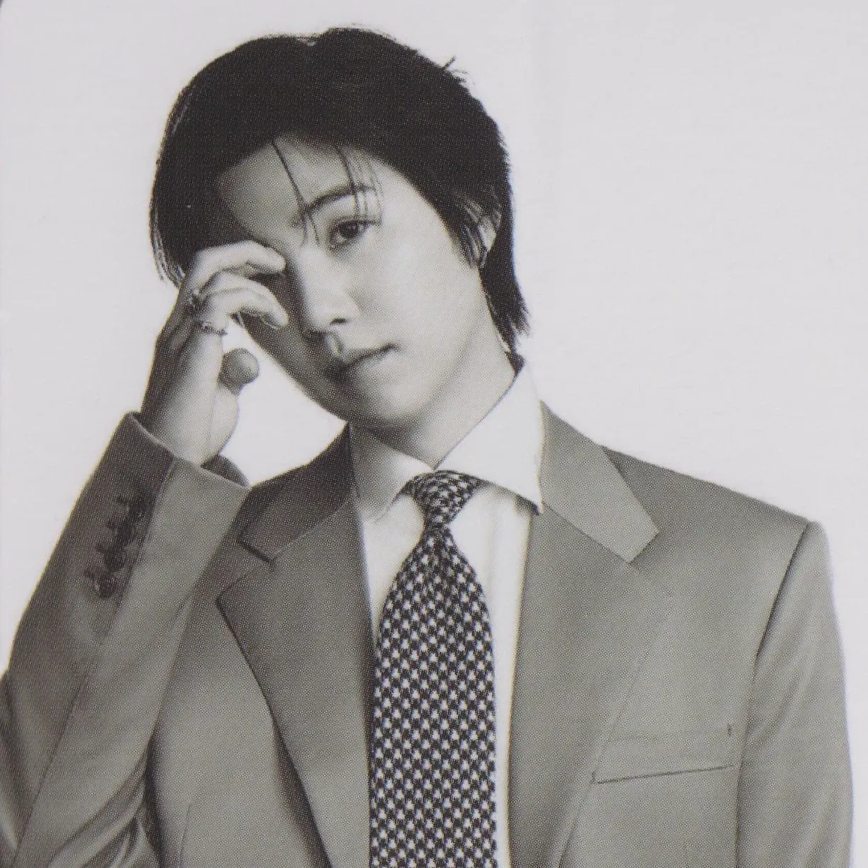 SUGA (防彈少年團)的最新照片